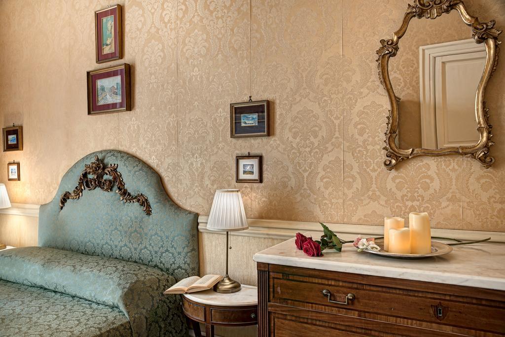 Arthouse Lady Marys Tribunali Luxury Suite Νάπολη Εξωτερικό φωτογραφία