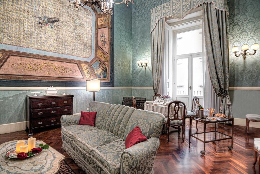 Arthouse Lady Marys Tribunali Luxury Suite Νάπολη Εξωτερικό φωτογραφία