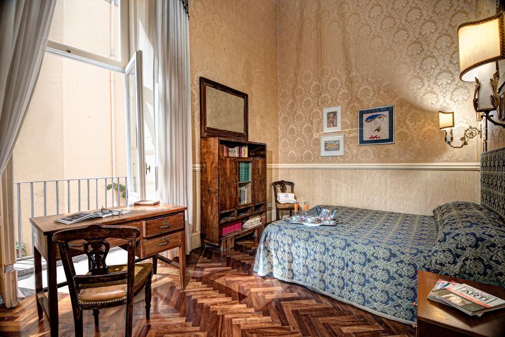 Arthouse Lady Marys Tribunali Luxury Suite Νάπολη Εξωτερικό φωτογραφία